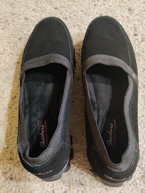 Skechers Memory Foam Women's Black Slip on Sneaker Size 8